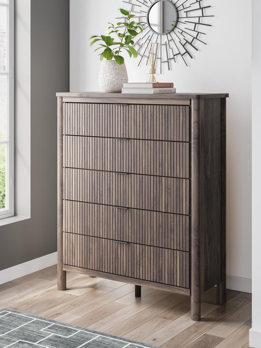 Pamytta Brown Wide Chest of Drawers - PCB2614-46
