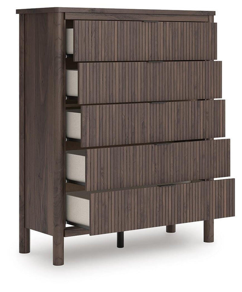 Pamytta Full Panel Bed, Chest and  Nightstand in Brown - PKG022768