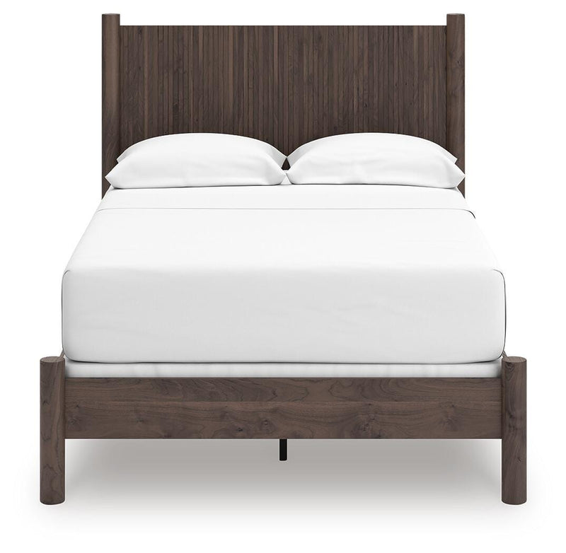 Pamytta Full Panel Bed, Dresser and Nightstand in Brown - PKG022710