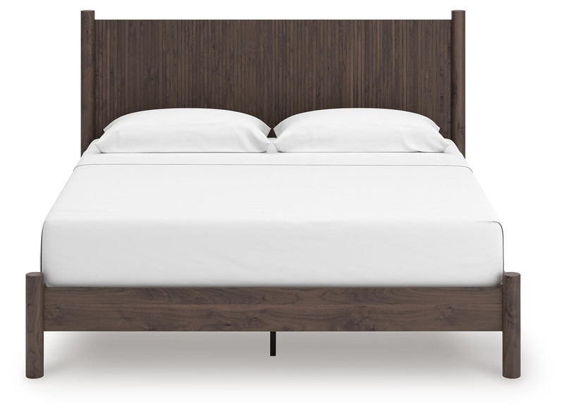 Pamytta King Panel Platform Bed, Dresser, Mirror and Nightstand in Brown - PKG022746