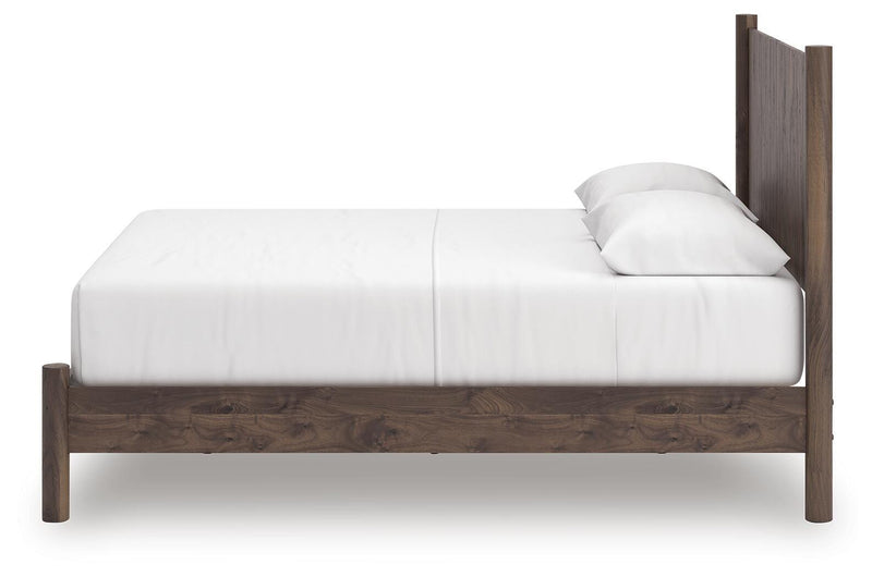 Pamytta Queen Panel Platform Bed, Dresser, Mirror and Nightstand in Brown - PKG022676