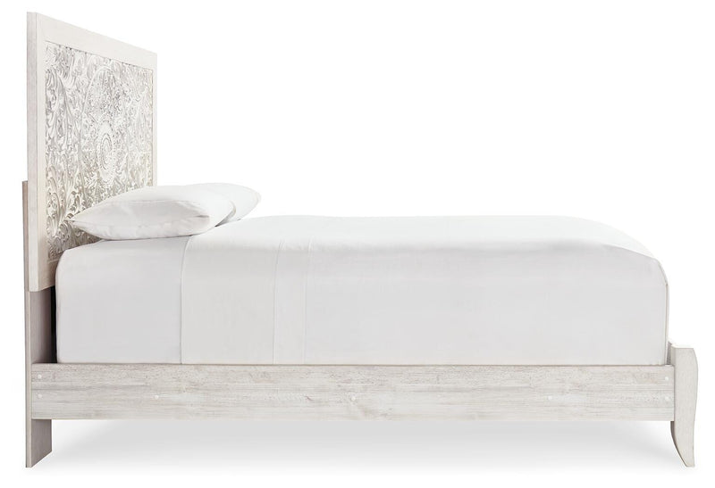 Paxberry Whitewash Queen Panel Bed, Dresser, 2 Chests and 2 Nightstands - B181B31