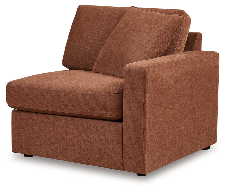 Pillar Peak Spice Right-Arm Facing Corner Chair - 9210265