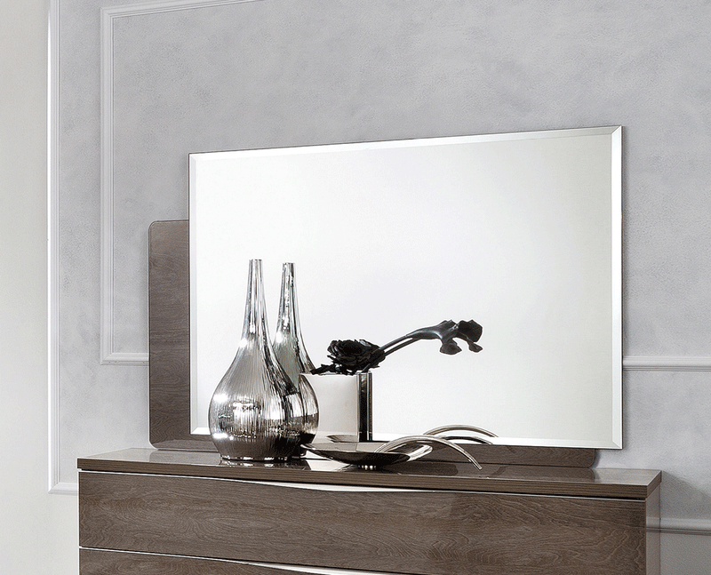 Platinum/Tekno Mirror For Dresser - i37867 - DMV Furniture