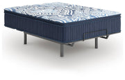 Plush Luxe 2.0 Blue Queen Mattress - M49731