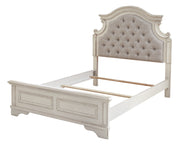 Realyn Chipped White Full Upholstered Bed - DMV FurnitureFull Bed
