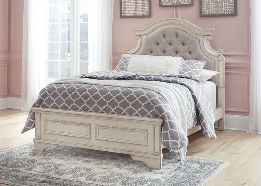Realyn Chipped White Full Upholstered Bed - DMV FurnitureFull Bed
