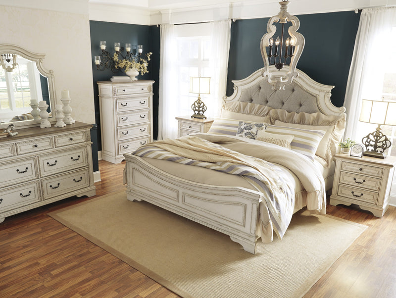 Realyn Chipped White Panel Bedroom Set - DMV FurnitureBedroom Set