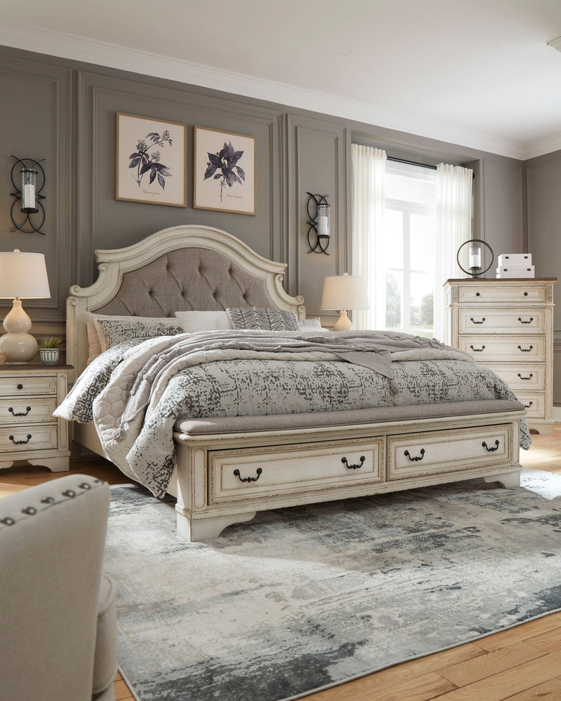 Realyn Chipped White Storage Panel Bedroom Set - DMV FurnitureBedroom Set