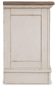 Realyn Two-tone King Panel Bed, Dresser, Chest and 2 Nightstands - B743B75
