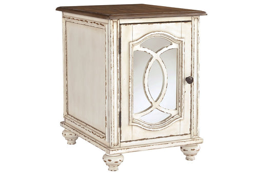 Realyn White/Brown Chairside End Table - DMV FurnitureEnd Table Chair Side