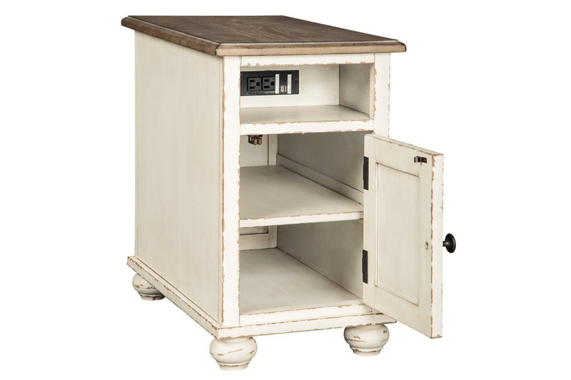 Realyn White/Brown Chairside End Table - DMV FurnitureEnd Table Chair Side