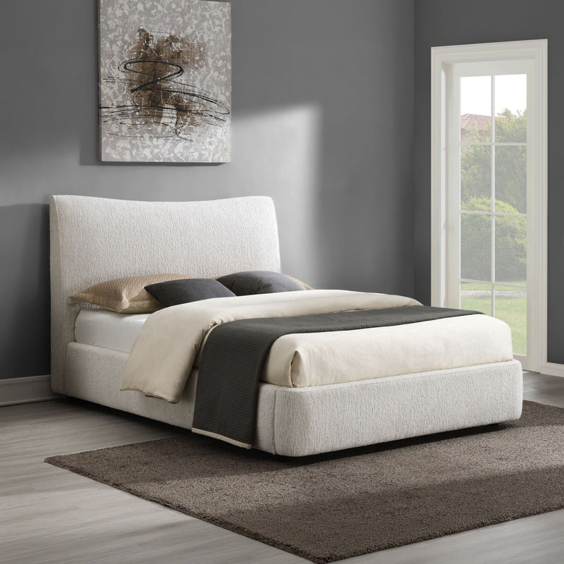 Renee Eastern King Bed - BD05461EK