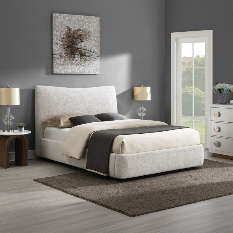 Renee Eastern King Bed - BD05461EK