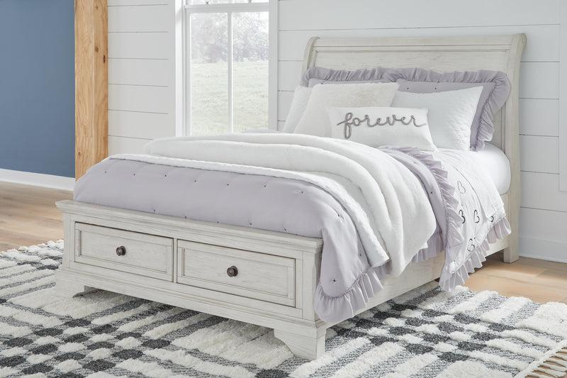 Robbinsdale Antique White Full Storage Sleigh Bed, Dresser, Mirror, Chest and Nightstand - B742B42