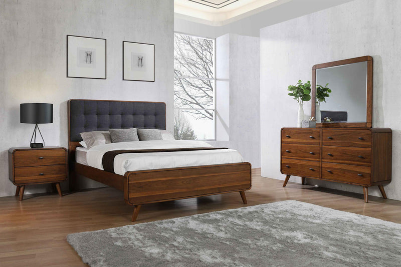 Robyn 4-piece Eastern King Bedroom Set Dark Walnut - 205131KE-S4