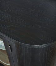 Rowanbeck Black Dining Server - D821-60