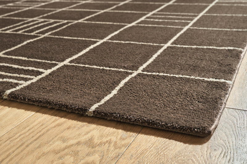 Rowbrook Brown/Tan Large Rug - R408781