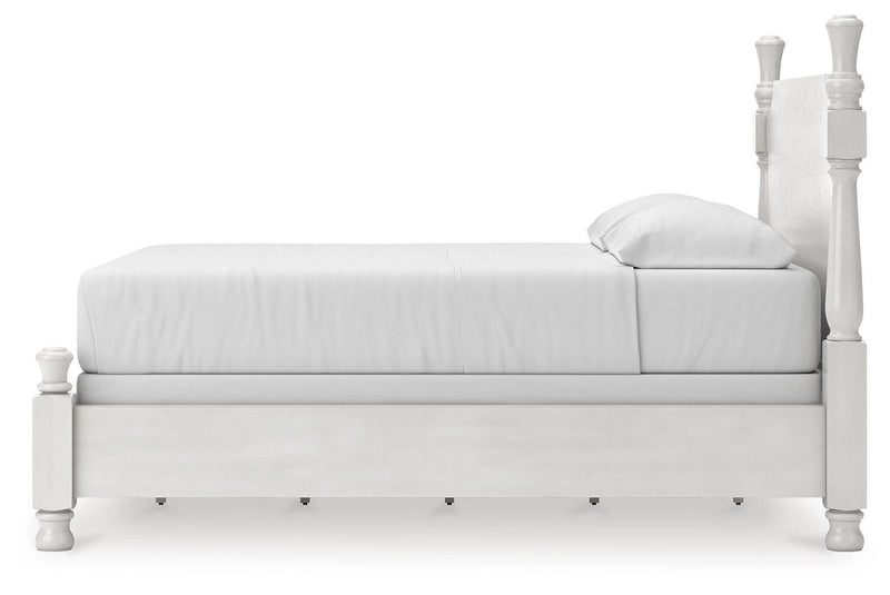 Rowlenstown California King Poster Bed, Dresser and Chest in Antique White - PKG023881