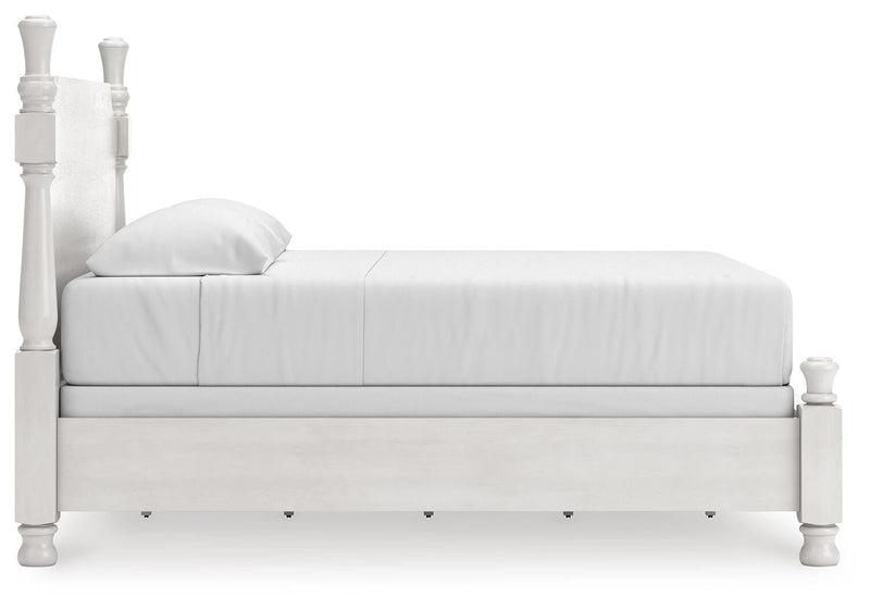 Rowlenstown King Poster Bed, Dresser and Chest in Antique White - PKG023876