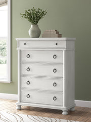 Rowlenstown Queen Poster Bed, Dresser and Chest in Antique White - PKG023871