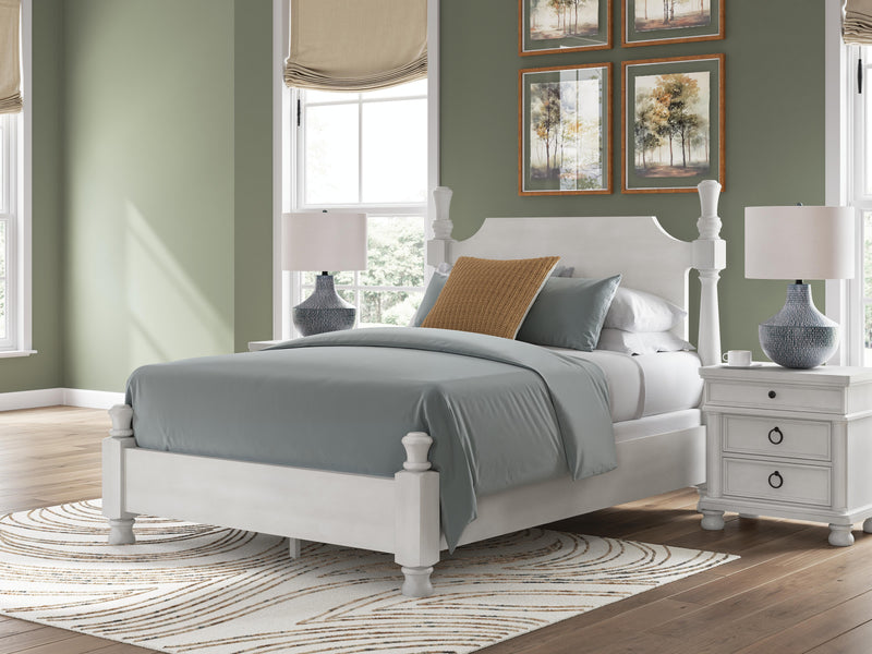 Rowlenstown Queen Poster Bed, Dresser and Chest in Antique White - PKG023871