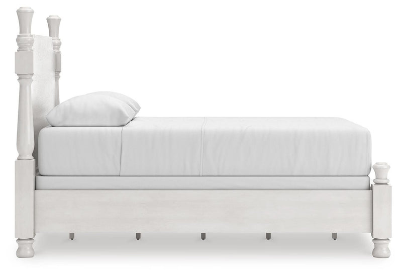 Rowlenstown Queen Poster Bed, Dresser and Nightstand in Antique White - PKG023870