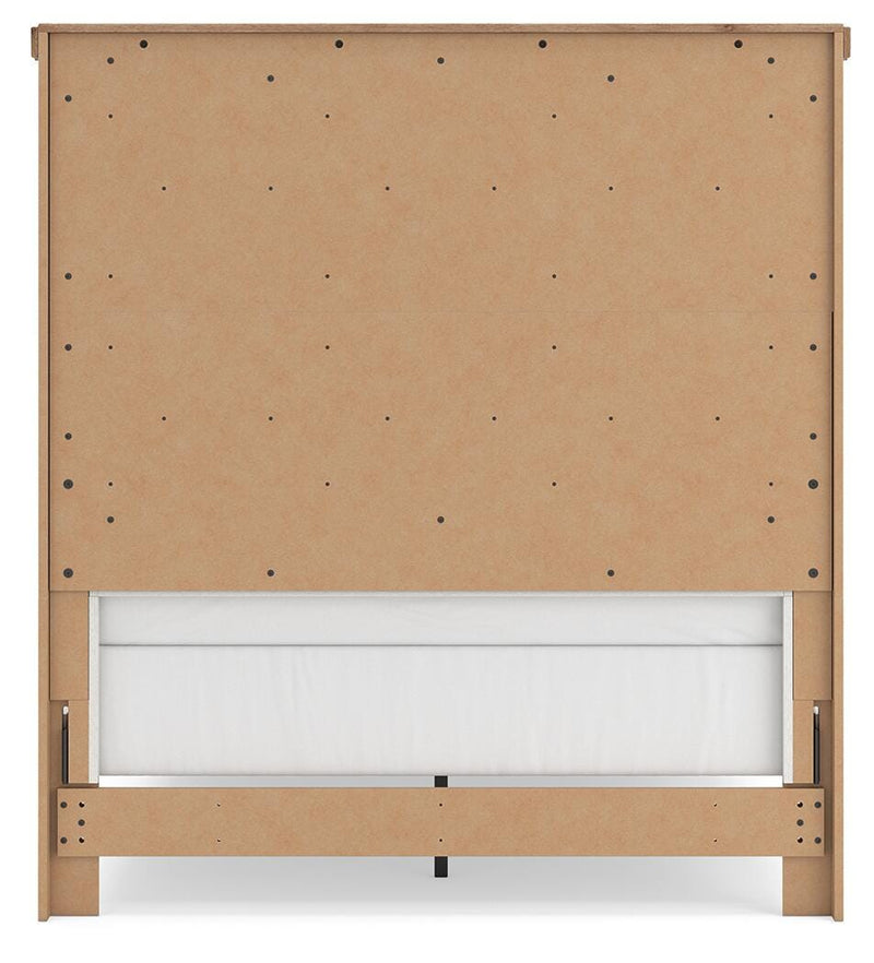 Savonport Full Panel Bed, Chest and Nightstand in White/Brown - PKG025550
