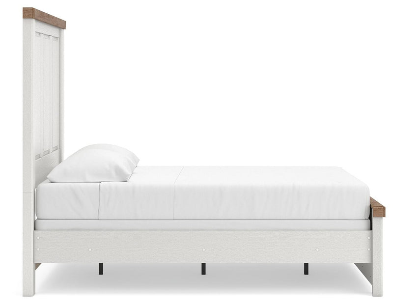 Savonport Full Panel Bed, Dresser, Mirror and Chest in White/Brown - PKG025552