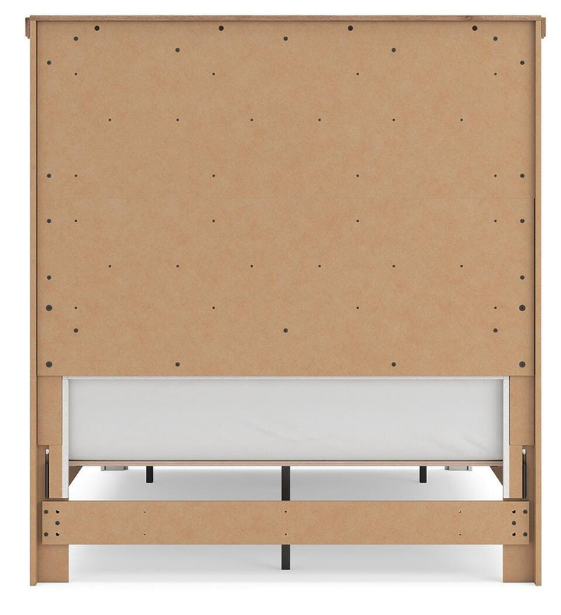 Savonport Full Panel Storage Bed, Dresser and Nightstand in White/Brown - PKG025579