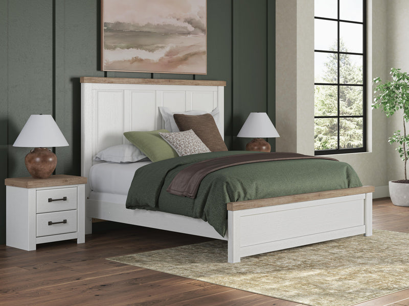 Savonport King Panel Bed. Dresser, Mirror and Nightstand in White/Brown - PKG025304