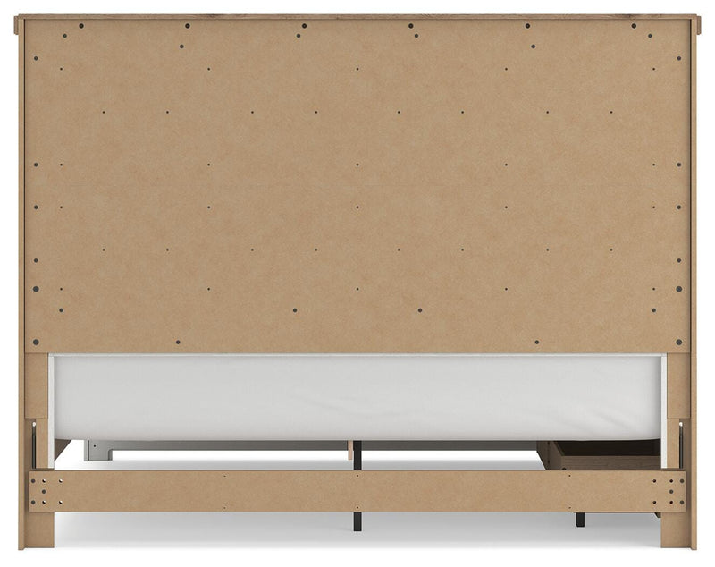 Savonport King Panel Bed with Storageand Dresser in White/Brown - PKG025408