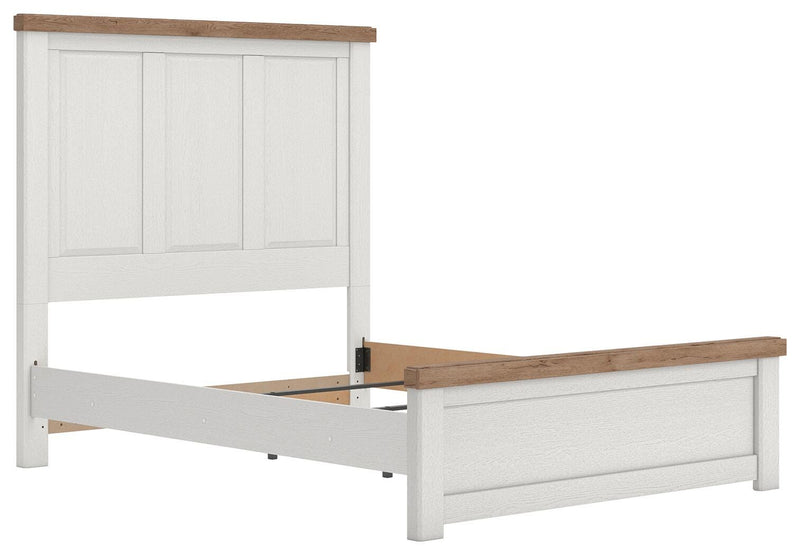 Savonport Queen Panel Bed. Dresser, Mirror and Nightstand in White/Brown - PKG025559