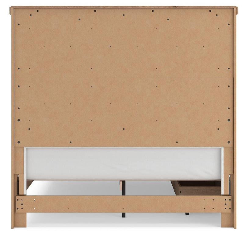 Savonport Queen Panel Bed with Storage, Dresser, Mirror, Chest and Nightstand in White/Brown - PKG025399