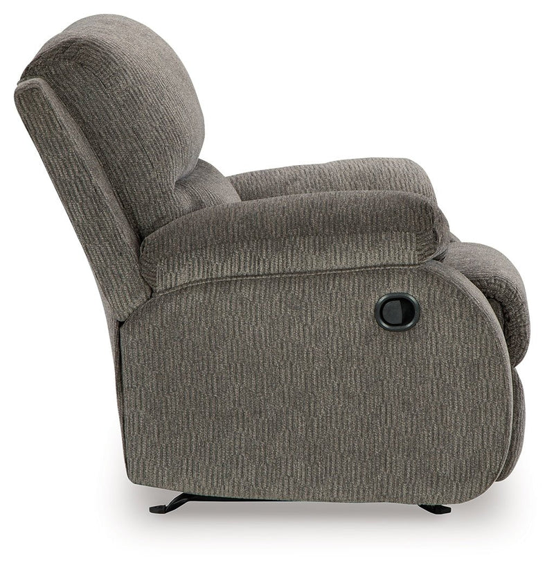 Scranto Recliner - DMV FurnitureRecliner