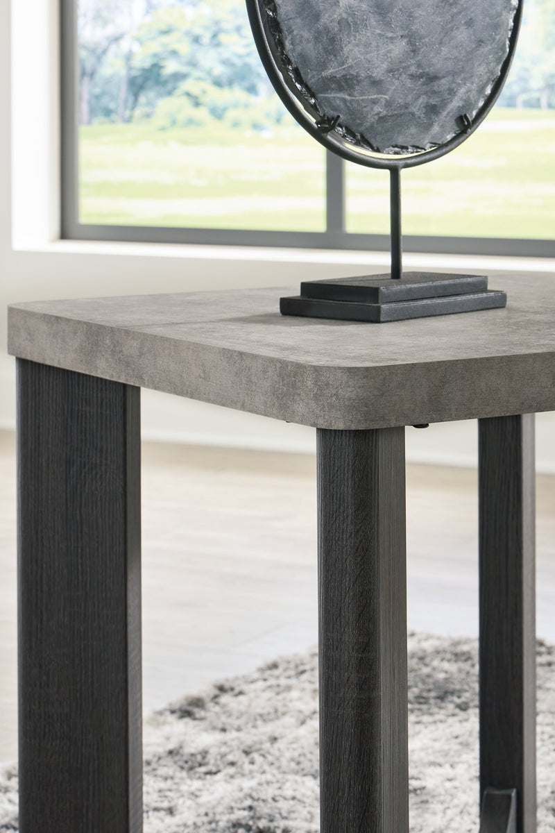 Sharstorm Table (Set of 3) - DMV FurnitureOccasional Table Set