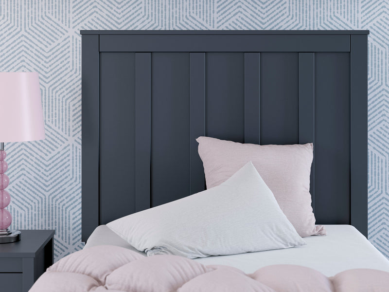 Simmenfort Navy Blue Youth Platform Bedroom Set - DMV FurnitureYouth Bedroom Set