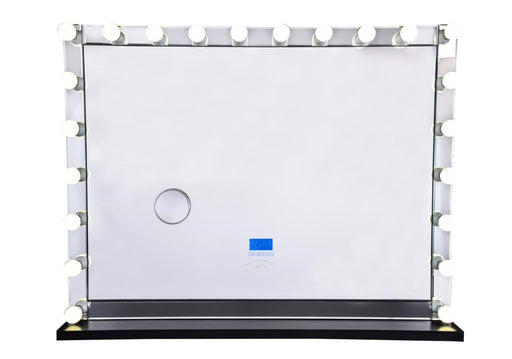 SM3942-SMART MIRROR 32 X 45 - SILVER  BLUETOOTH SPEAKES CHARGING PORT - 210000006502