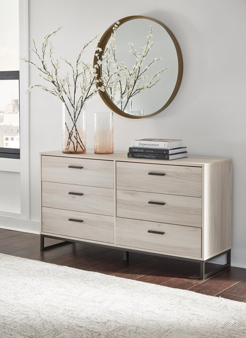 Socalle Dresser - DMV FurnitureDresser
