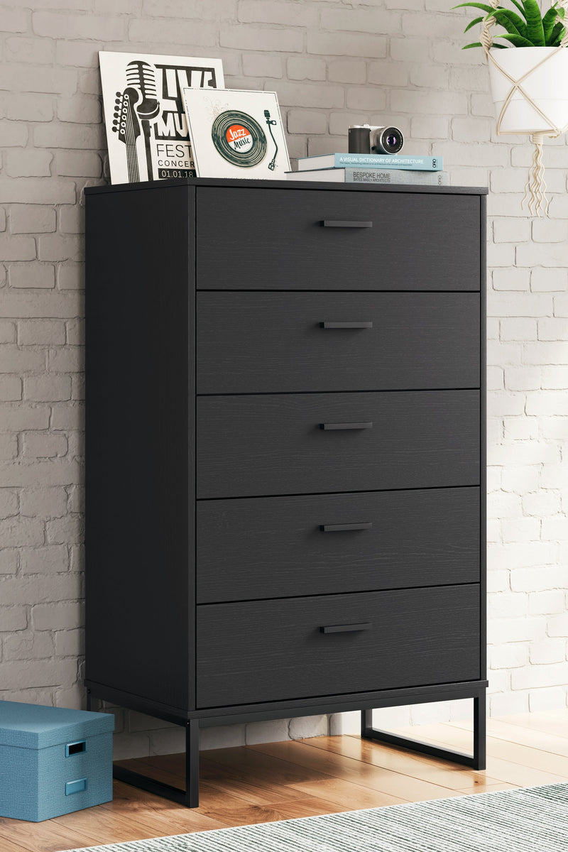 Socalle Queen Platform Bed with Dresser, Chest and 2 Nightstands in Black from Ashley - DMV Furniture