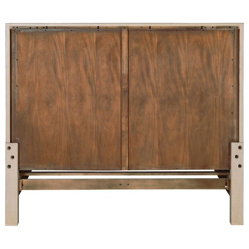 Solano 81-inch California King Panel Bed Weathered Mango - 222521KW