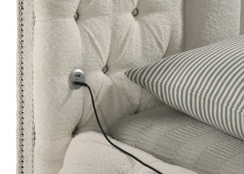 Sonya 4-piece Upholstered Queen Bedroom Set Ivory - 360111Q-S4