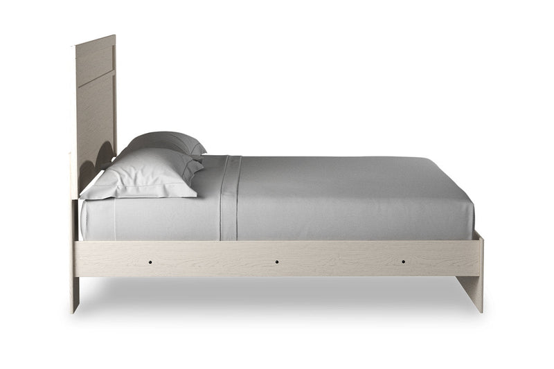 Stelsie White King Panel Bed - DMV FurnitureKing Bed