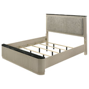 Travonte Eastern King Bed - BD04881EK