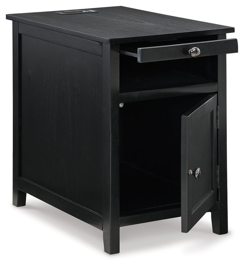 Treytown Chairside End Table - DMV FurnitureEnd Table Chair Side