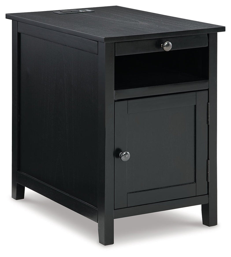 Treytown Chairside End Table - DMV FurnitureEnd Table Chair Side