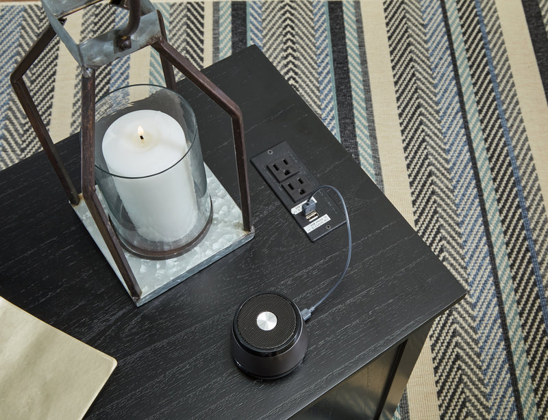 Treytown Chairside End Table - DMV FurnitureEnd Table Chair Side