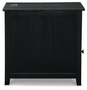 Treytown Chairside End Table - DMV FurnitureEnd Table Chair Side