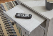 Treytown Chairside End Table - DMV FurnitureEnd Table Chair Side