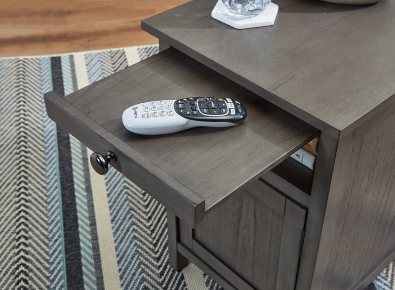 Treytown Chairside End Table - DMV FurnitureEnd Table Chair Side